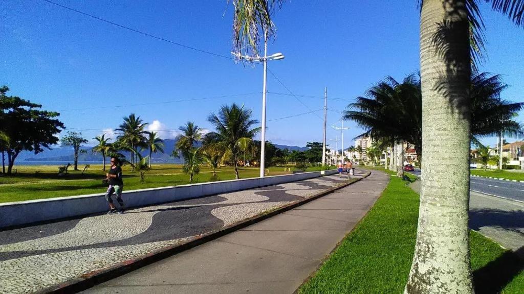 卡拉瓜塔图巴Casa Inteira Cravada Entre Os Principais Pontos Turisticos别墅 外观 照片